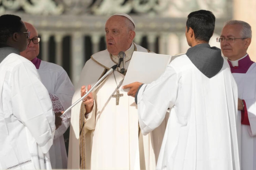 Homily of His Holiness Pope Francis at the Holy Mass with the new Cardinals and the College Of Cardinals at the opening of the Ordinary General Assembly of The Synod of&nbsp;Bishops